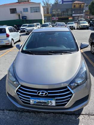 HYUNDAI HB20S 1.6 COMFORT PLUS 16V FLEX 4P AUTOMÁTICO